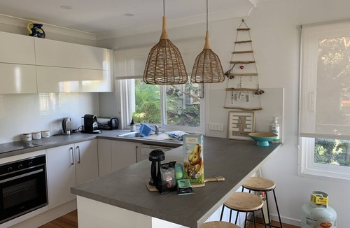 Copacabana House | 150m to beach large Family or Couples Beach House with views