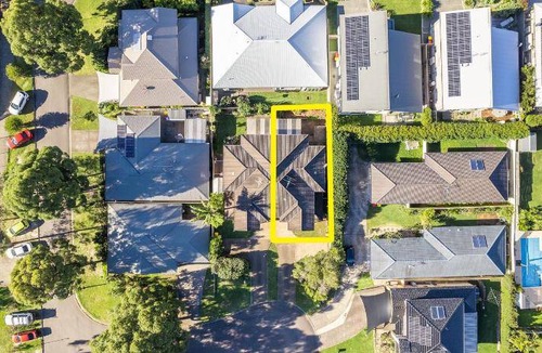 Corlette House | 160 m² House ∙ 3 bedrooms ∙ 6 guests