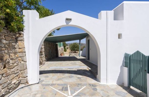 Krotiri Villa | 166 m² Villa ∙ 4 bedrooms ∙ 6 guests