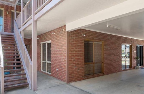 Swan Hill Hotel | 168 m² Motel ∙ 127 guests