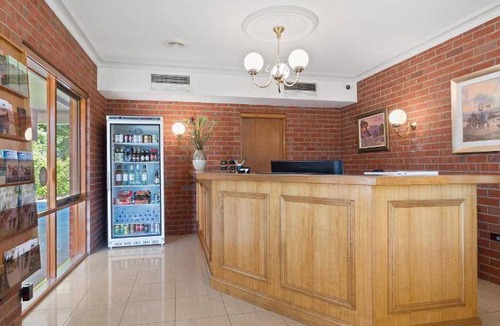 Swan Hill Hotel | 168 m² Motel ∙ 127 guests
