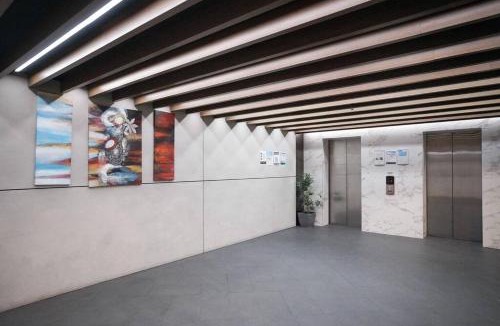 Mascot Apartment | 16M Stylish 2 Bedroom Abnb Apt in Mascot, 2 Free Parking