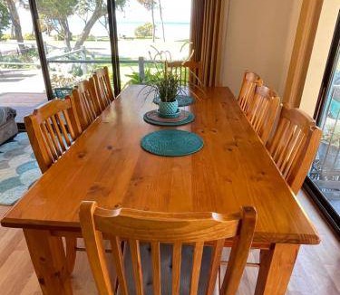 American River House | 180 m² House ∙ 4 bedrooms ∙ 8 guests