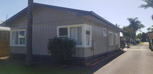 Lakes Entrance Resort | 180 m² Resort ∙ 4 bedrooms ∙ 14 guests