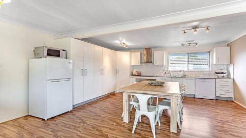 Fingal Bay House | 19 m² House ∙ 6 bedrooms ∙ 13 guests