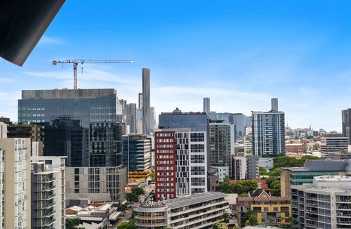 Newstead Apartment | 1BR Apt in Fortitude Valley