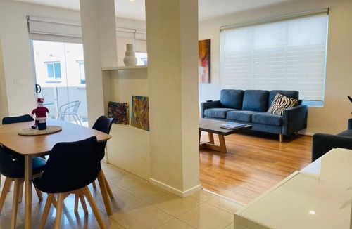Elwood Condo | 2 Bed 3 Bath Right on the Beach WOW. Great Value.