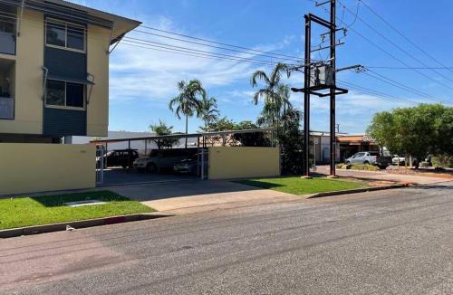 Parap Apartment | 2 bedroom 2 bath Treetop Escape close to the city