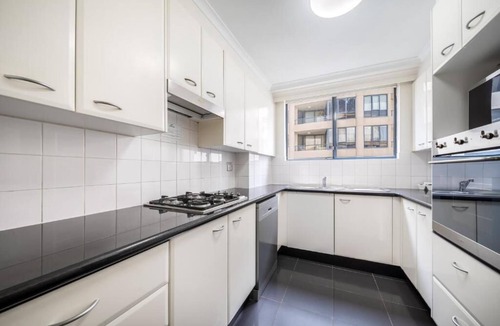 Haymarket Apartment | 2 Bedroom Apartment @ Castlereagh Street, Sydney CBD