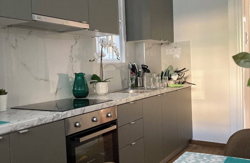 Mousio Apartment | 2 Bedroom Apartment With Sunny Terrace in Central Athens