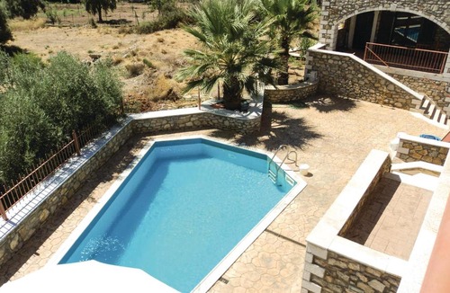 Paralia House | 2 Bedroom Beautiful Home In Astros Peleponese