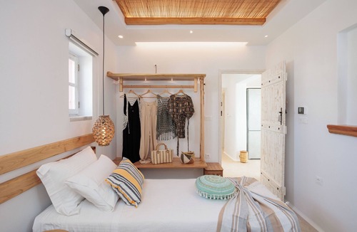 Vivlos Apartment | 2 Bedroom Sea View Apartment Naxos