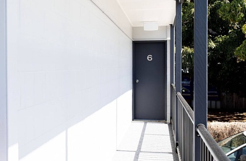 Airlie Beach Apartment | 2 Bedroom unit Wi-Fi