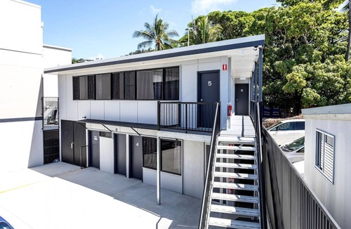 Airlie Beach Apartment | 2 Bedroom unit Wi-Fi