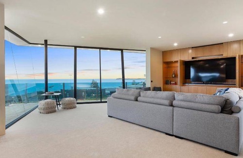 Ocean Grove House | 200 m² House ∙ 4 bedrooms ∙ 11 guests