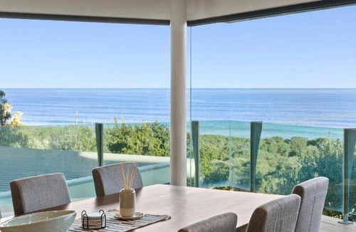 Ocean Grove House | 200 m² House ∙ 4 bedrooms ∙ 11 guests