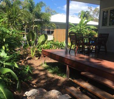 Nelly Bay House | 20 m² House ∙ 2 bedrooms ∙ 4 guests