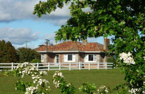 Hagley House | 200 m² House ∙ 2 bedrooms ∙ 4 guests