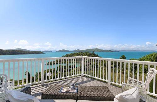 Shute Harbour House | 200 m² House ∙ 4 bedrooms ∙ 6 guests