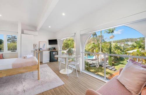 Crescent Head Hotel | 200 m² Motel ∙ 4 bedrooms ∙ 9 guests