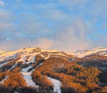 Thredbo Cabin | 21 m² Lodge ∙ 4 guests