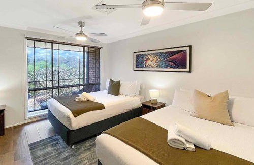 Branxton House | 220 m² House ∙ 5 bedrooms ∙ 13 guests