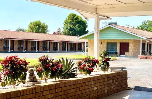 Gilgandra Hotel | 24 m² Motel ∙ 5 guests