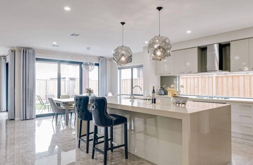 Mambourin House | 240 m² House ∙ 6 bedrooms ∙ 15 guests
