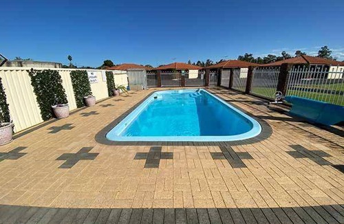 Donnybrook Hotel | 25 m² Hotel ∙ 4 guests