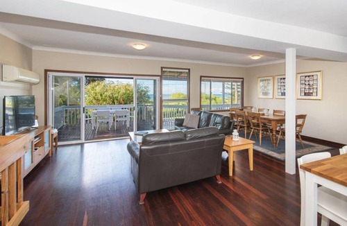 Quindalup House | 250 m² House ∙ 4 bedrooms ∙ 8 guests