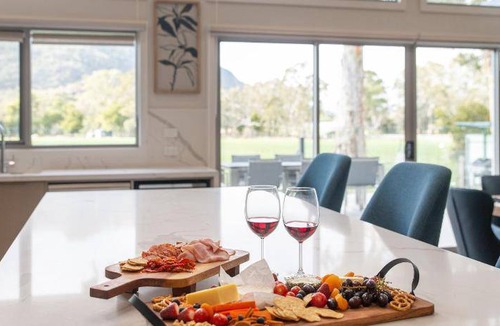 Halls Gap House | 250 m² House ∙ 4 bedrooms ∙ 10 guests