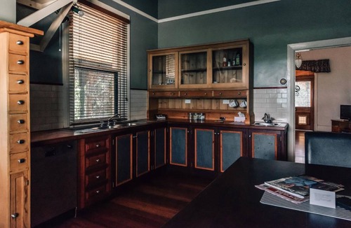 Tanunda House | 250 m² House ∙ 6 bedrooms ∙ 13 guests