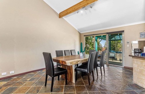 Ocean Reef House | 274 m² House ∙ 5 bedrooms ∙ 10 guests