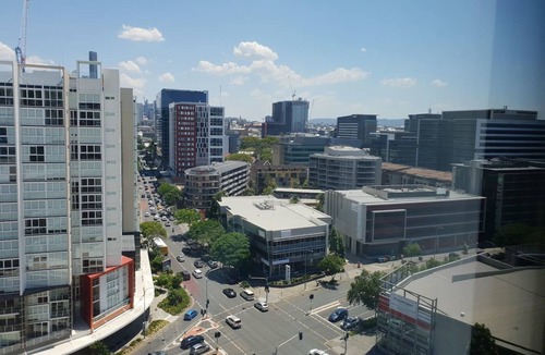 Newstead Apartment | 2BR Food Drink Hub Gym Pool Views Roof Terrace