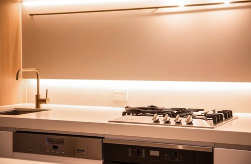 Box Hill Apartment | 2BR skyview BoxHill center