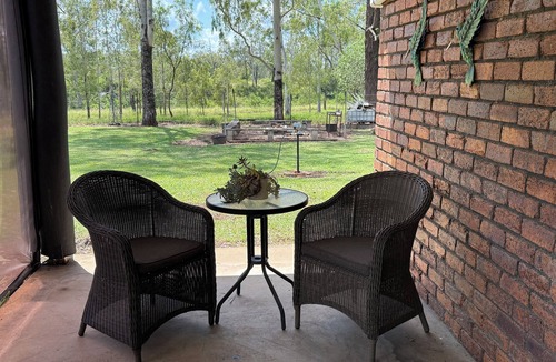 Postmans Ridge House | 3 Bdrm Farm Stay with Goats, Hairy Coos and chickens. Farm Life. You'll Love it!