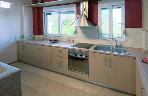 Larissos House | 3 bedroom lovely home in Lakkopetra