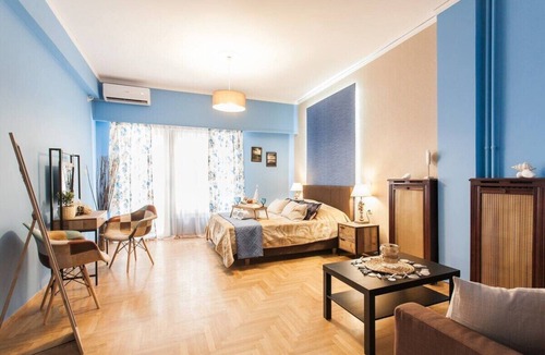 Koukaki Apartment | 3 bedrooms quiet safe apartment walk to Acropolis