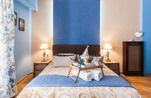 Koukaki Apartment | 3 bedrooms quiet safe apartment walk to Acropolis