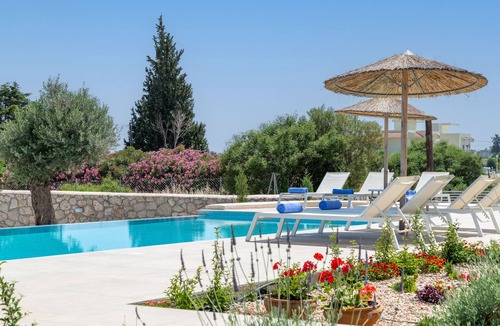 Gennadi Villa | 3 charming newly built semi-detached luxury villas