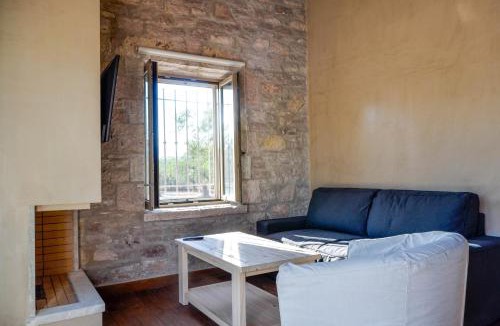 Arfara House | 3 houses