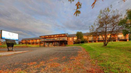 Canowindra Hotel | 30 m² Hotel ∙ 4 guests