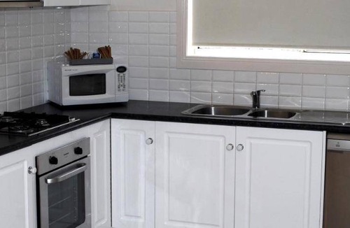 Melton Hotel | 30 m² Motel ∙ 2 bedrooms ∙ 6 guests