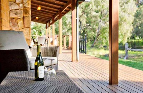 Redgate House | 300 m² House ∙ 1 bedroom ∙ 9 guests