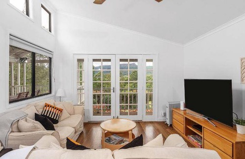 Barrengarry House | 300 m² House ∙ 2 bedrooms ∙ 4 guests