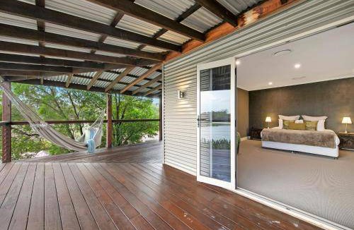 Keinbah House | 300 m² House ∙ 2 bedrooms ∙ 4 guests
