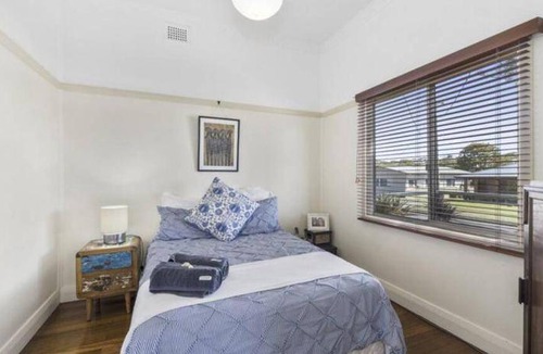 Mylestom House | 300 m² House ∙ 4 bedrooms ∙ 16 guests