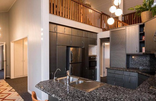 Balmoral Ridge House | 300 m² House ∙ 6 bedrooms ∙ 16 guests