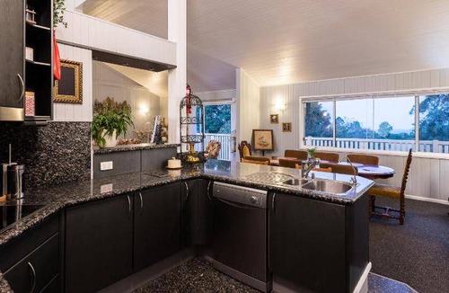 Balmoral Ridge House | 300 m² House ∙ 6 bedrooms ∙ 16 guests
