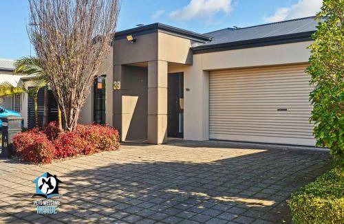Encounter Bay House | 300 m² House ∙ 3 bedrooms ∙ 6 guests